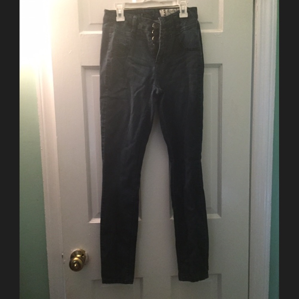 High waisted jeans